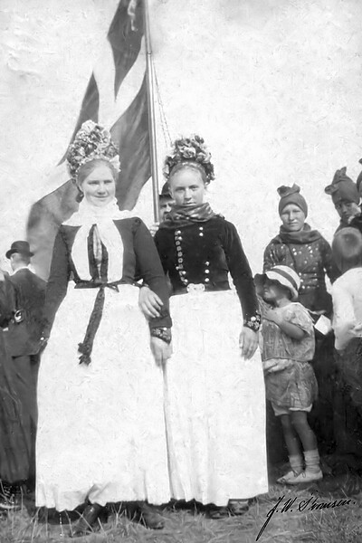 S&oslash;nderho, Fan&oslash;: S&oslash;nderhodag 1928