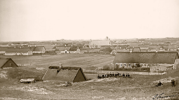 S&oslash;nderho, Fan&oslash;: S&oslash;nderho by fra 'Klithuset'